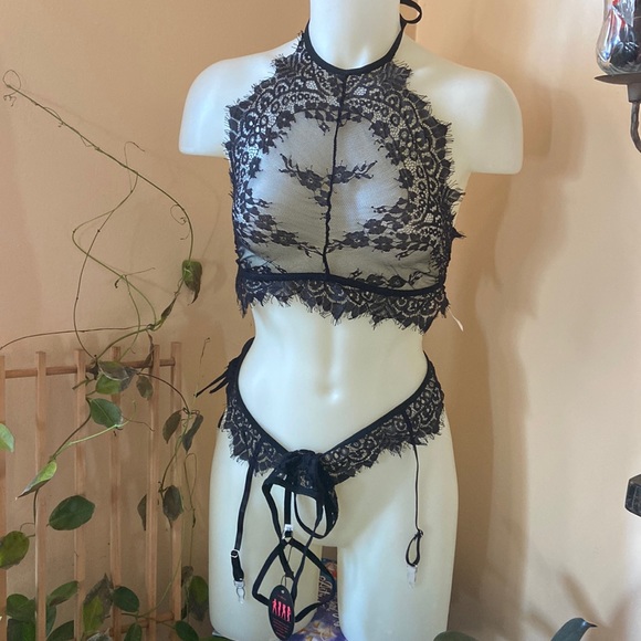 3 pc Black lingerie - Picture 1 of 4